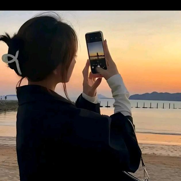 YY