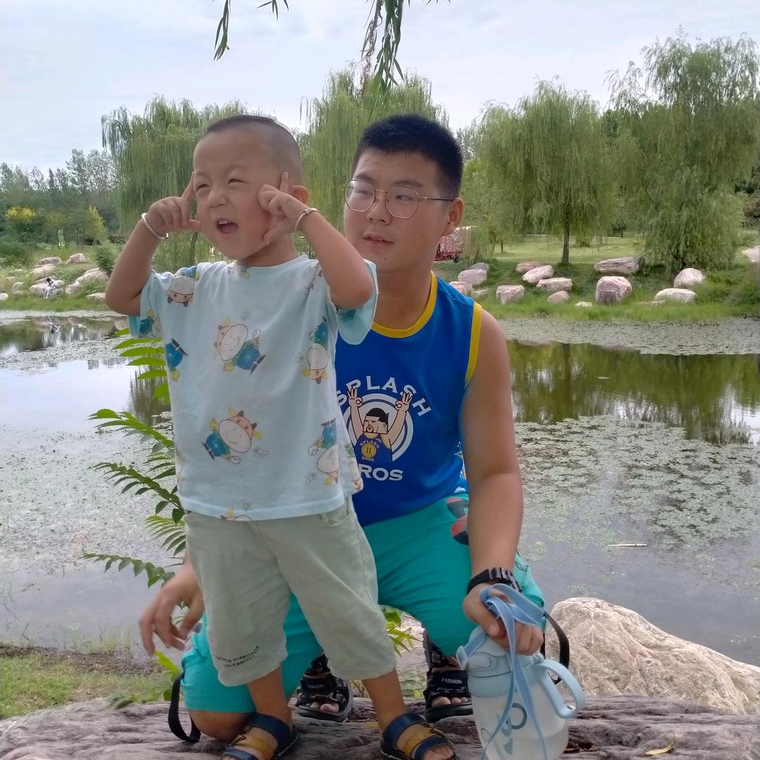 小芳吖