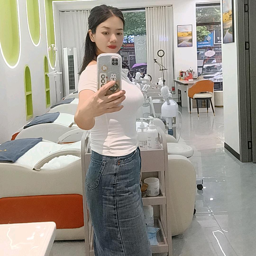 耒阳悦汐洗脸吧     小梅花🌹