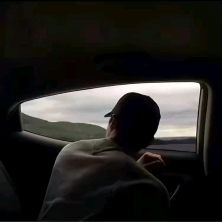 稳王.