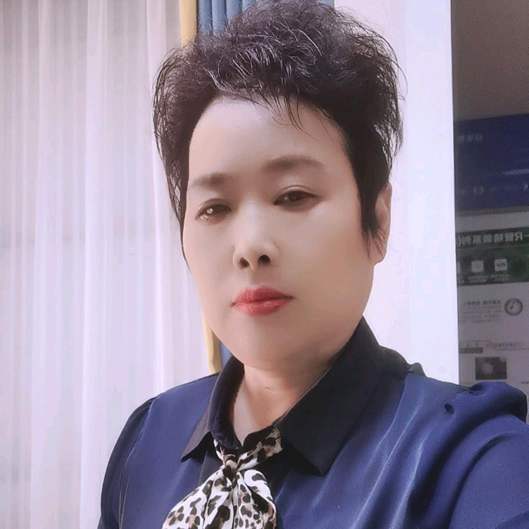 史姐对口型唱歌