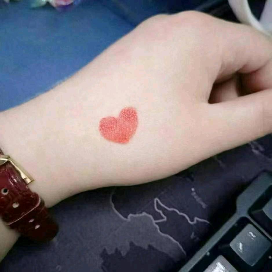 小嘻嘻♡