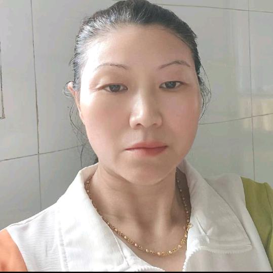何姐