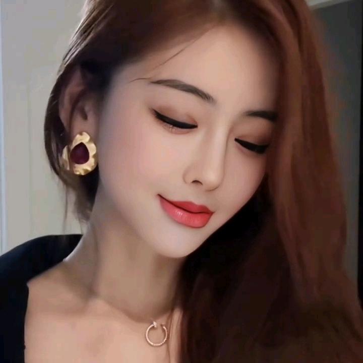 金妍