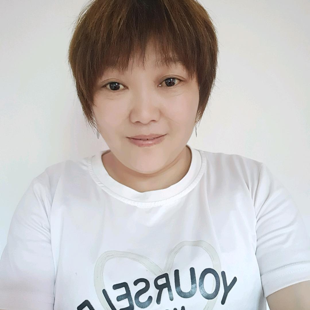 黄小艳