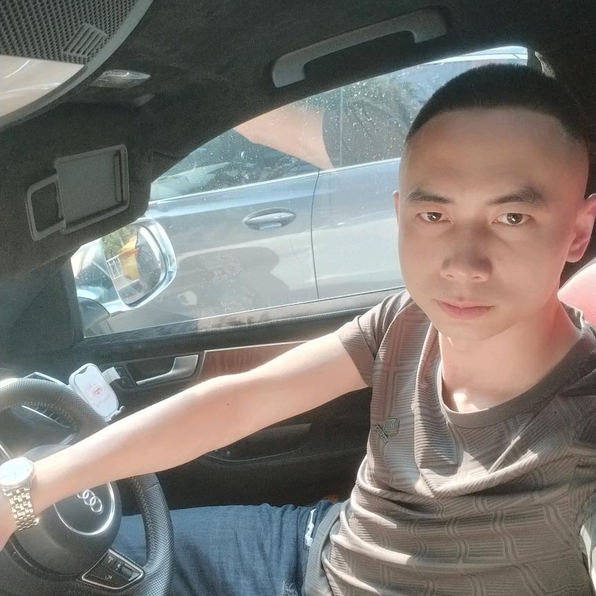 灿，