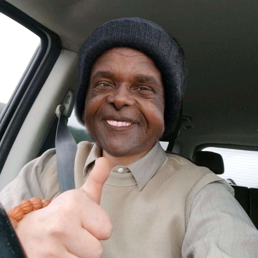 热心群众❤️      🪳     ༽