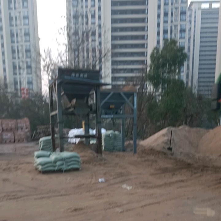 装修沙子水泥红砖材料