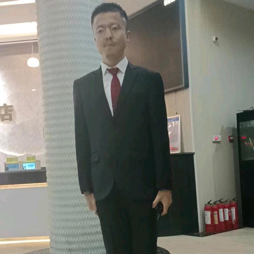 卿邹崎