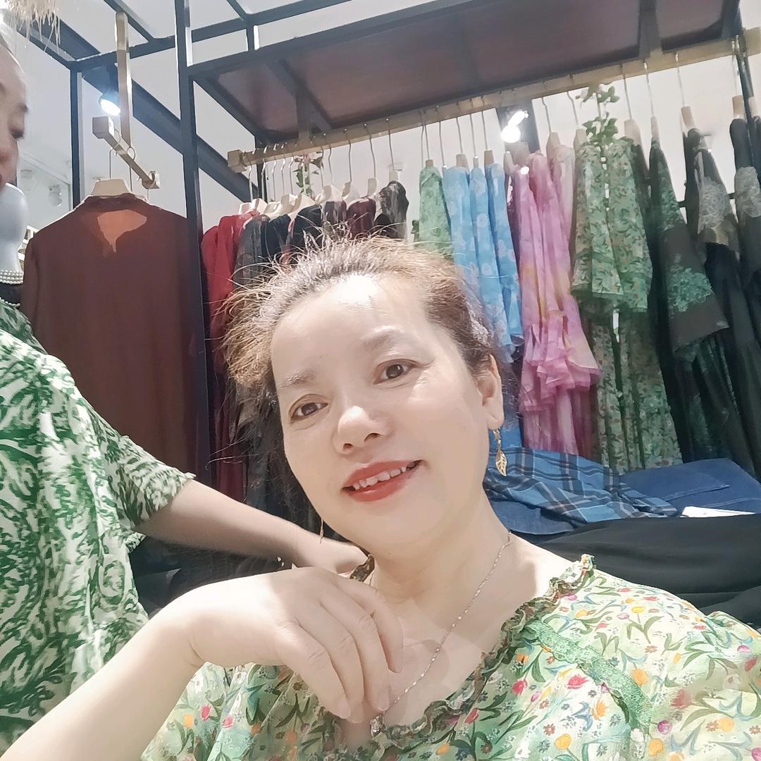 都江堰宝莲路535开心敏子666