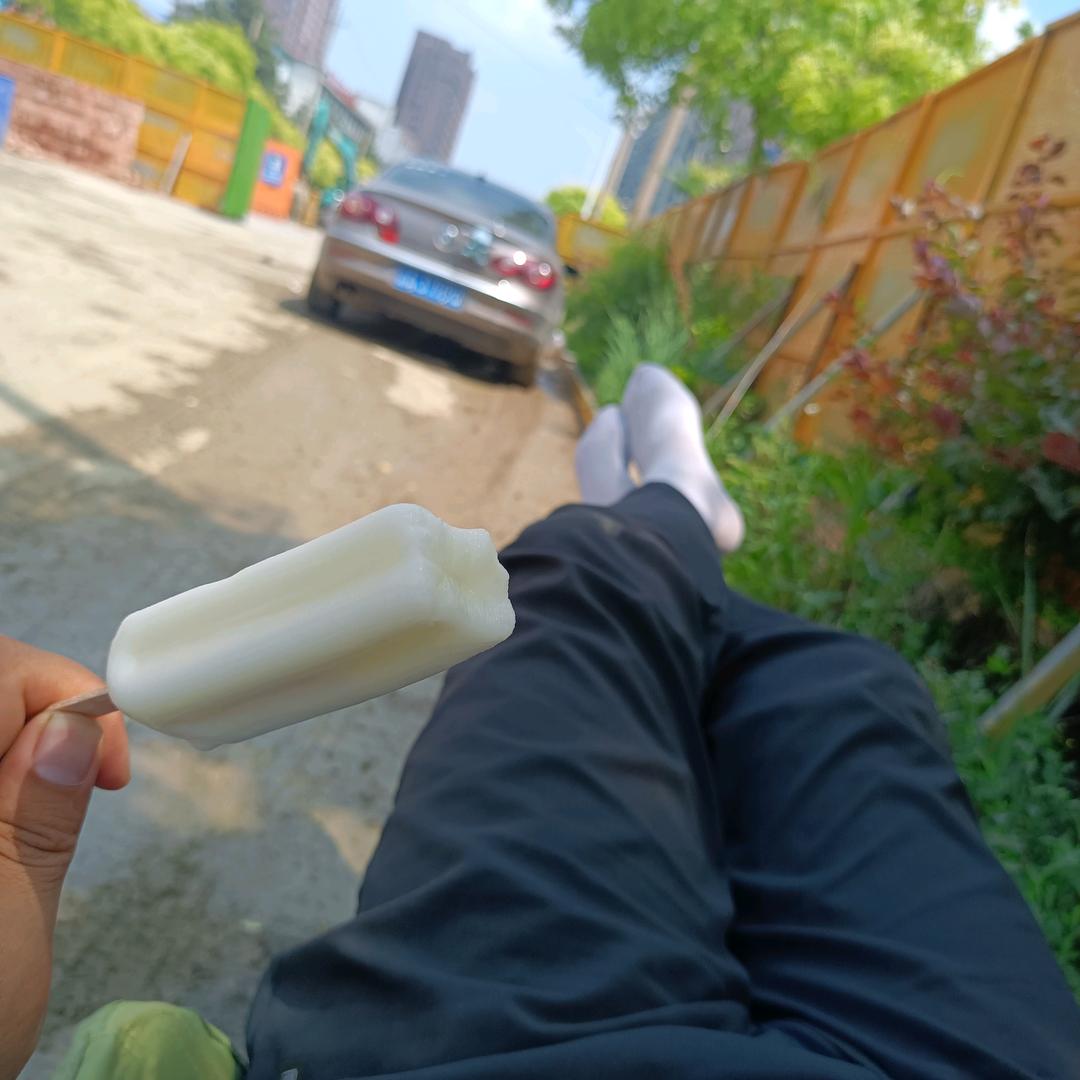 伤心的葫芦娃