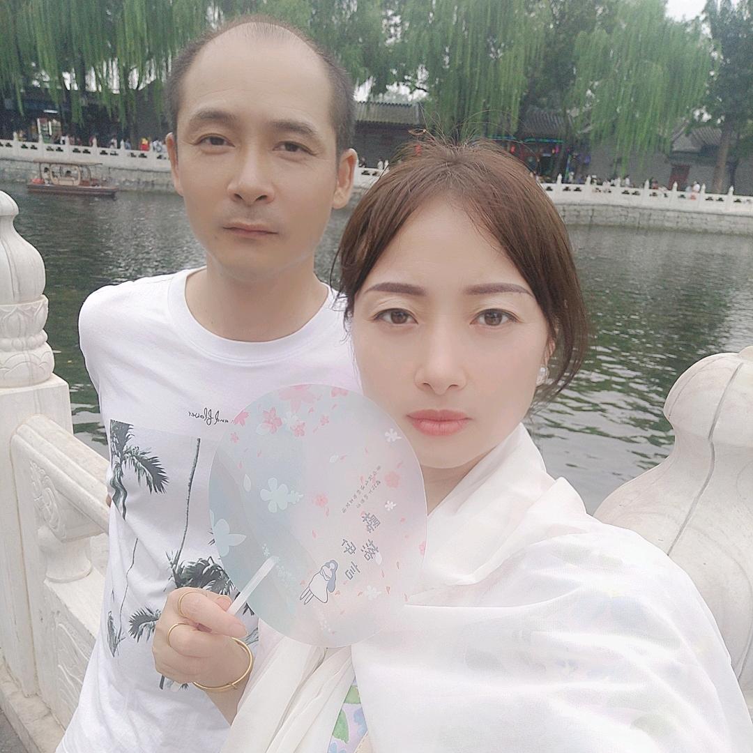 小虎牙妹