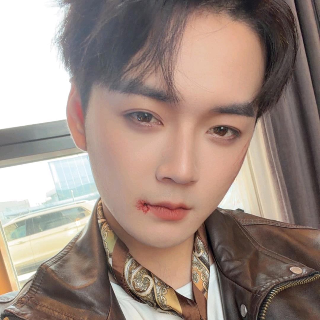 爱与海☀️9921