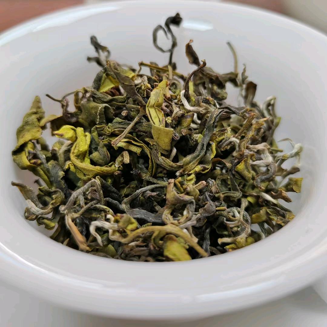 小叶紫金蝉茶