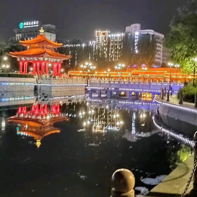 @贝勒爷@