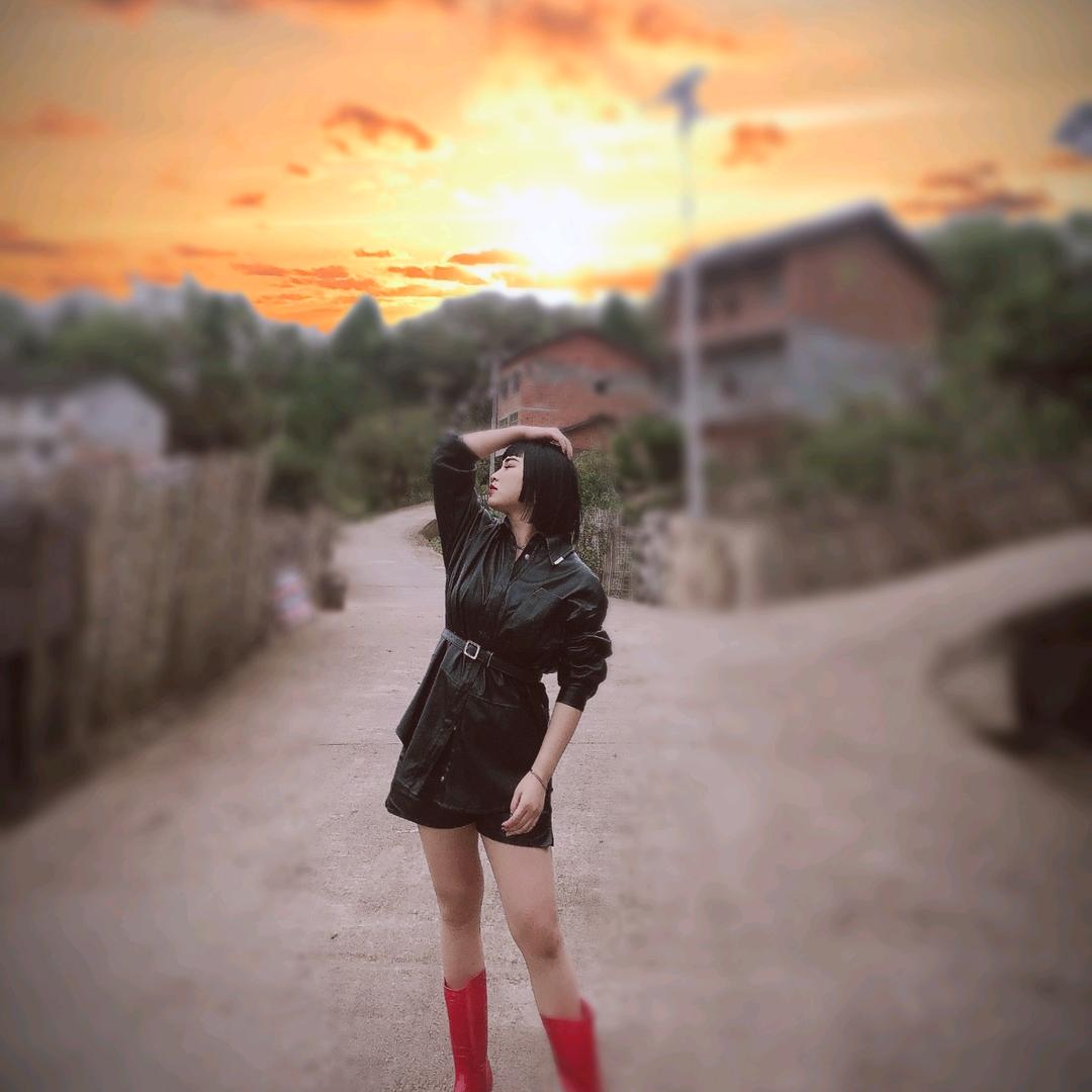 简@耙活    ✌🏻
