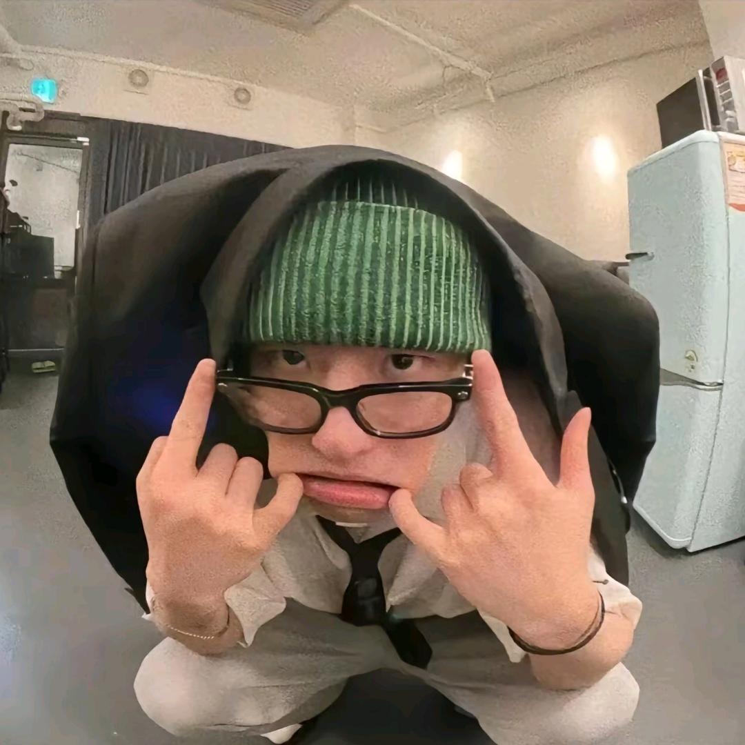 Y☄ฺ(◣д◢)☄ฺ