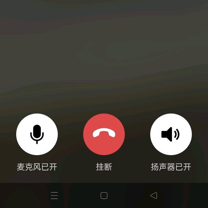 ( ｡• 👅 •｡｀)镜子