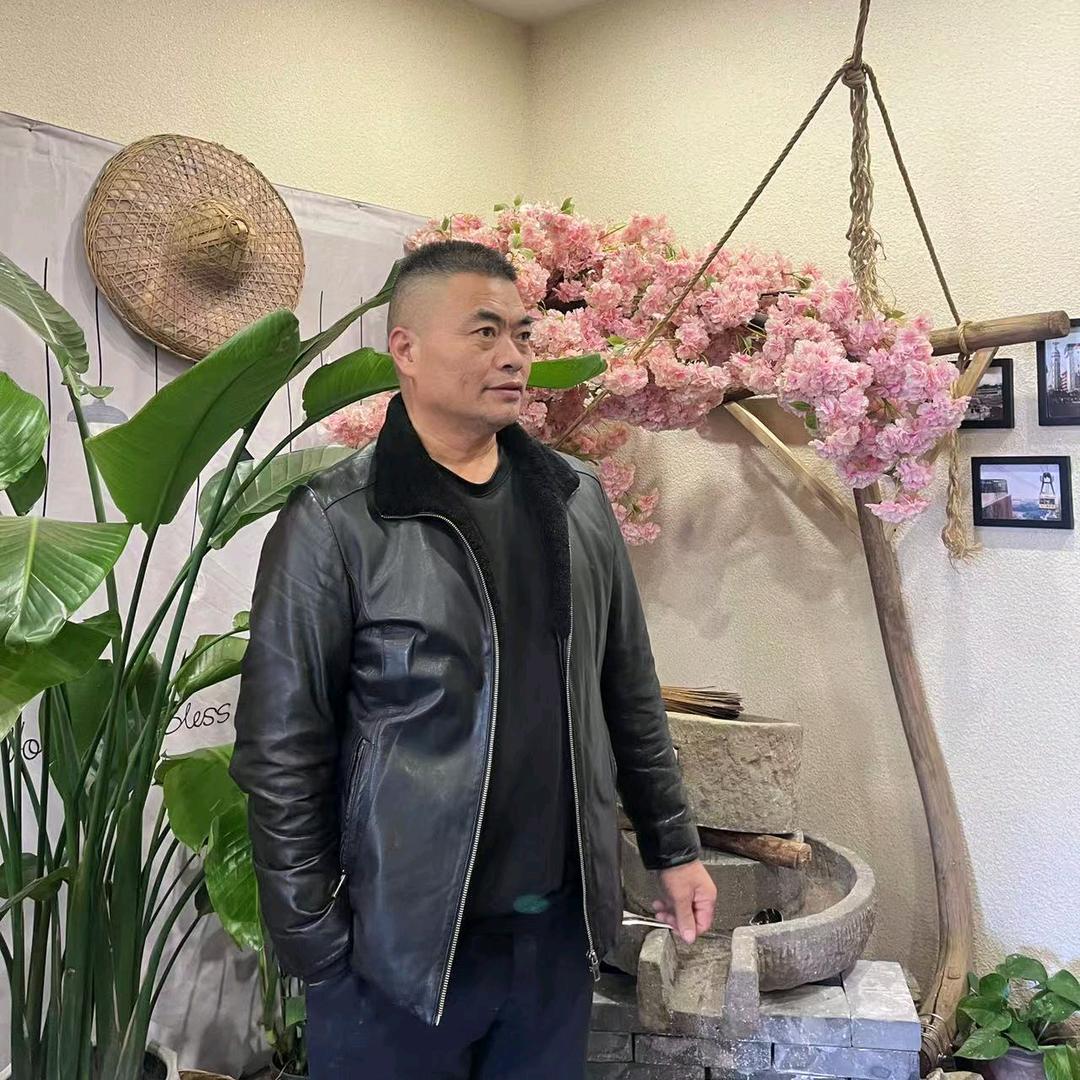 火锅哥(上午11:30开播)