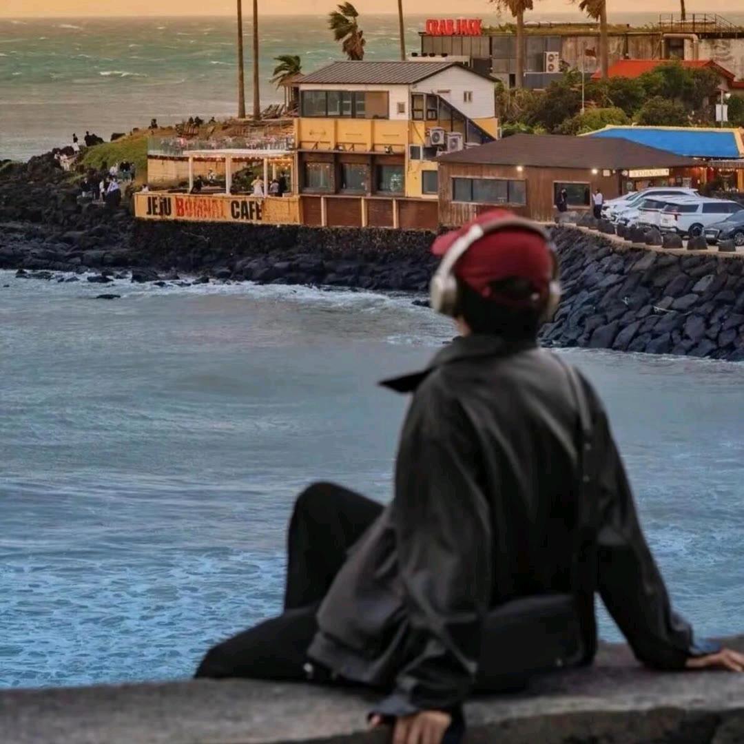 化做晚风吹向你