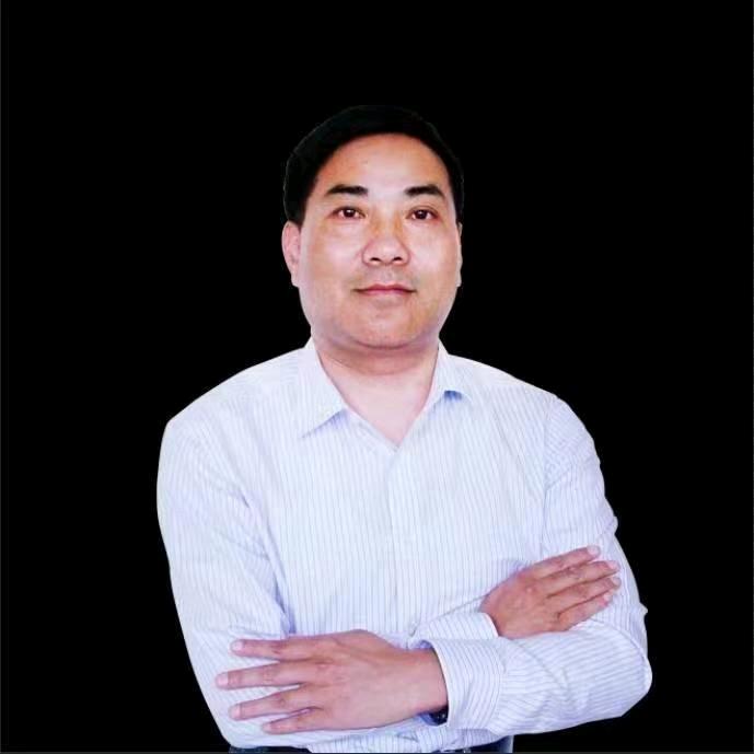 李春根(膏老大黑膏创始人)