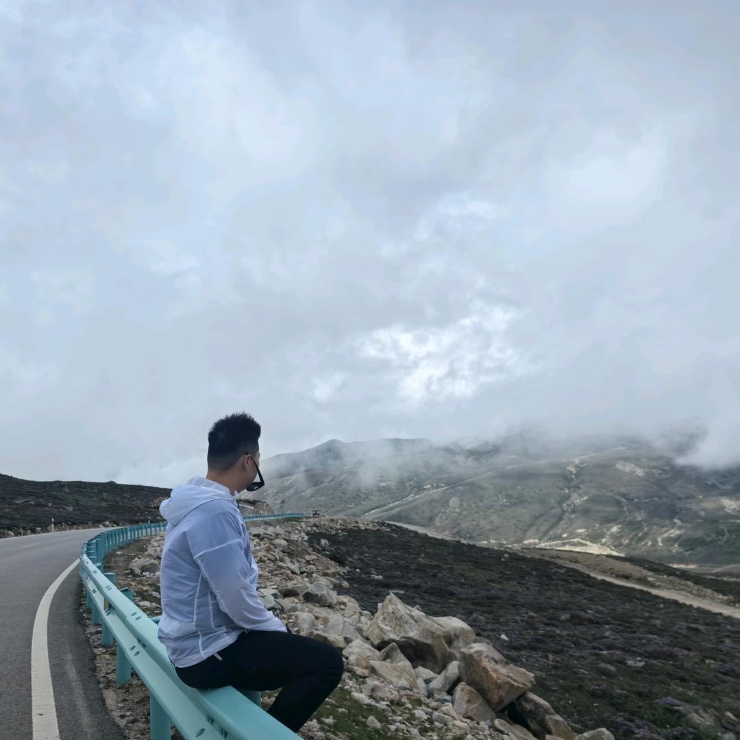 似是梦一场