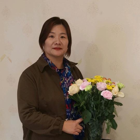 家 庭 教 育