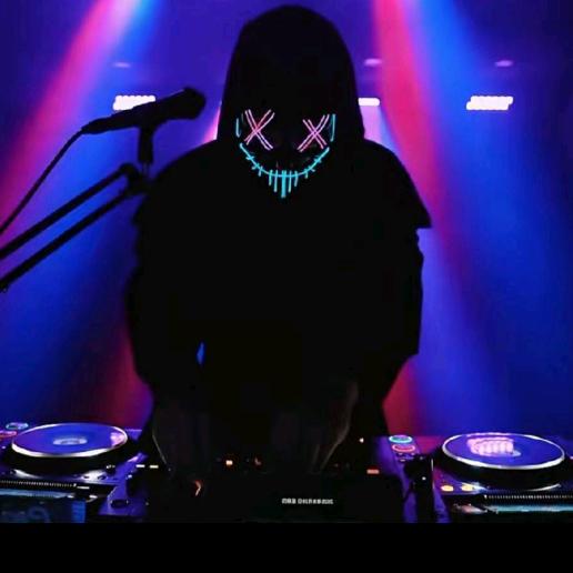 DJ
