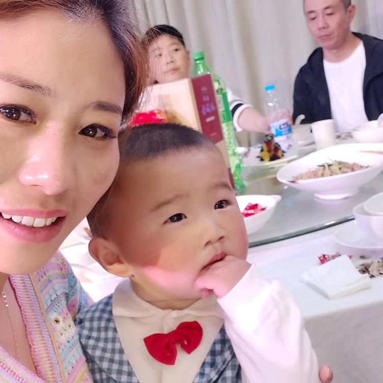 郑州按摩养生店老板娘