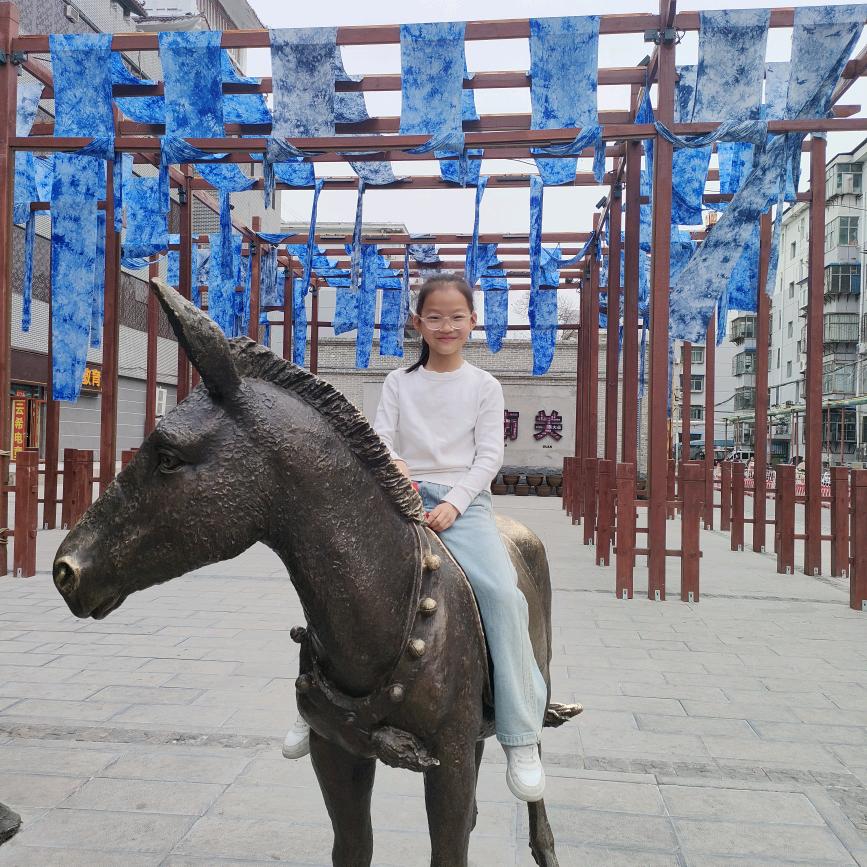 阿芳@