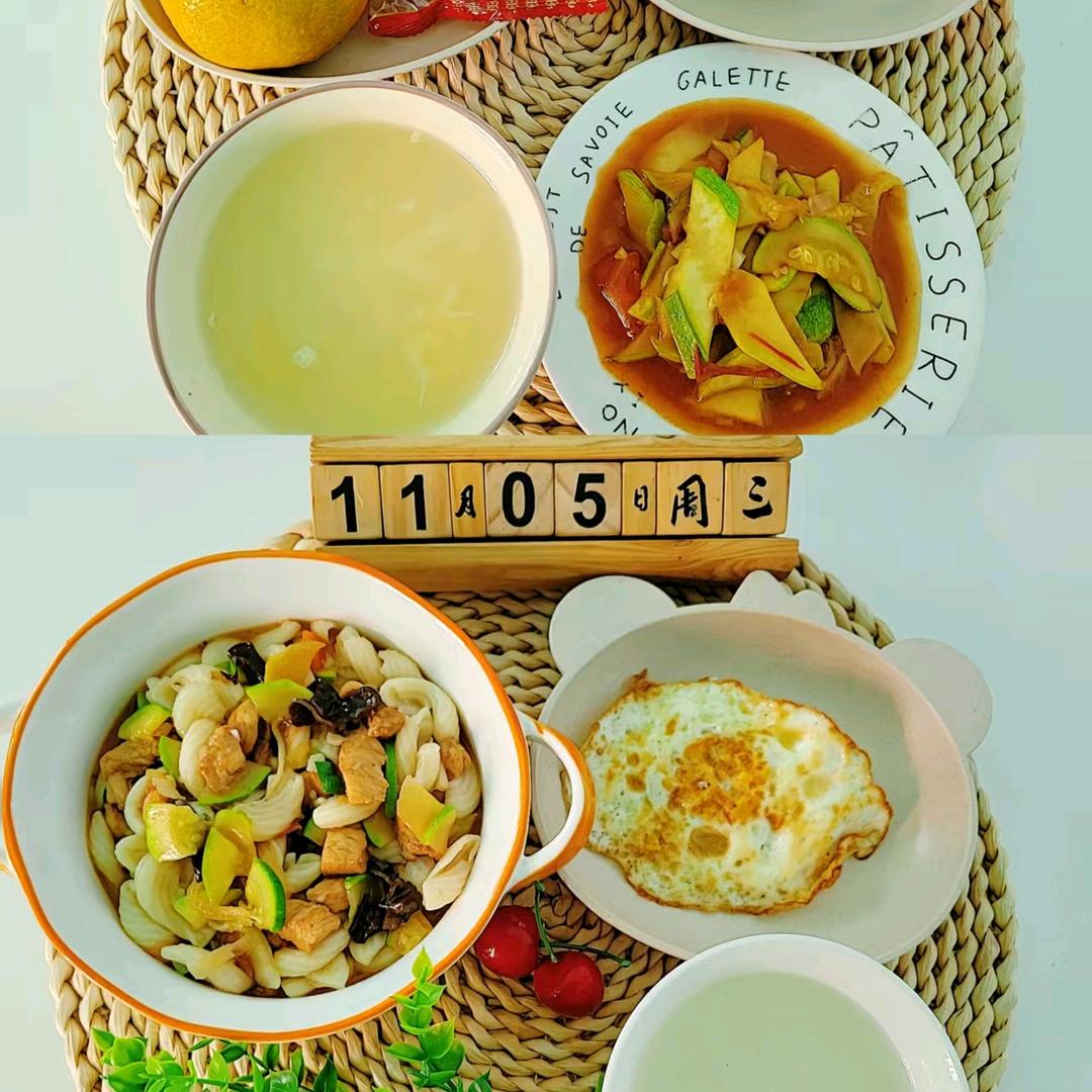 小二老师的午餐日记💃