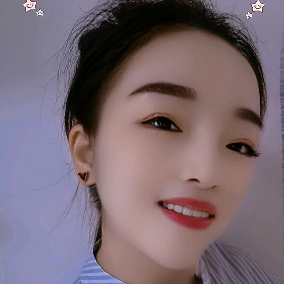 淡雅的微笑