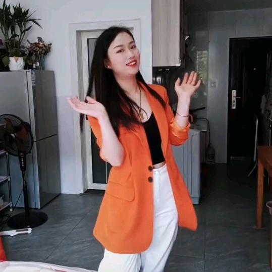 燕子💋。
