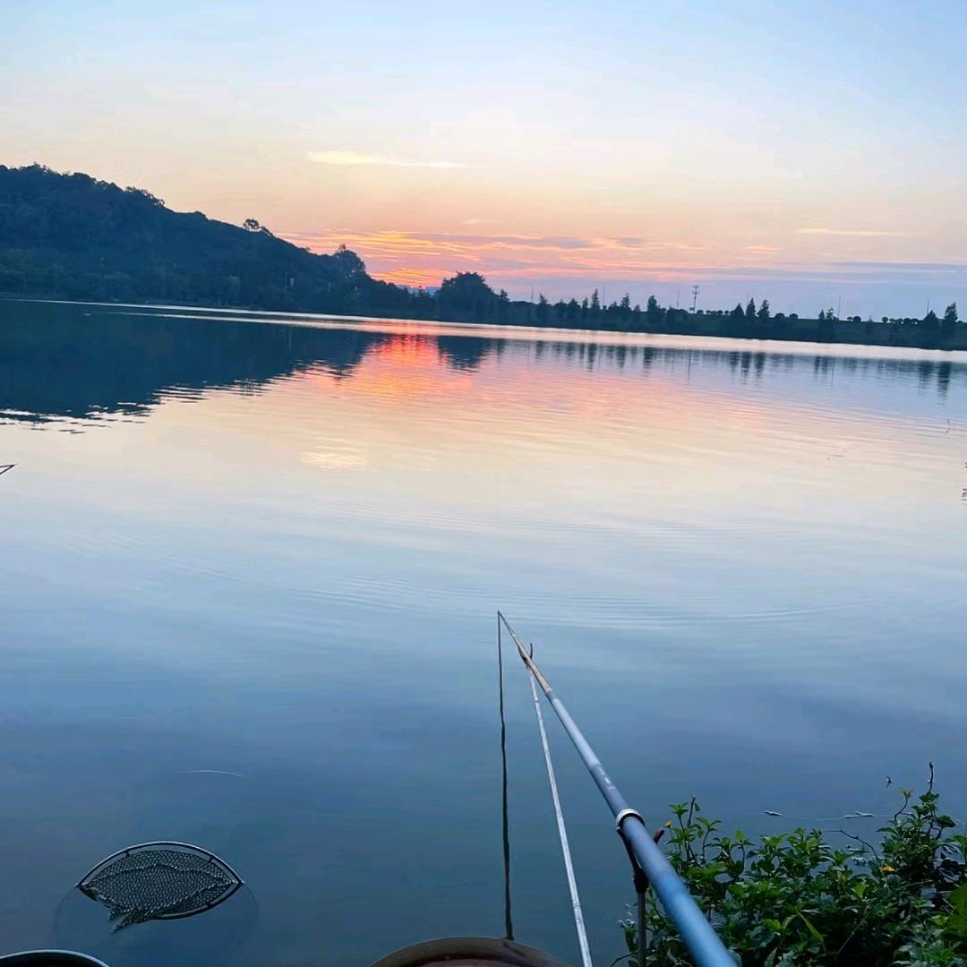 垂钓鱼户外小店