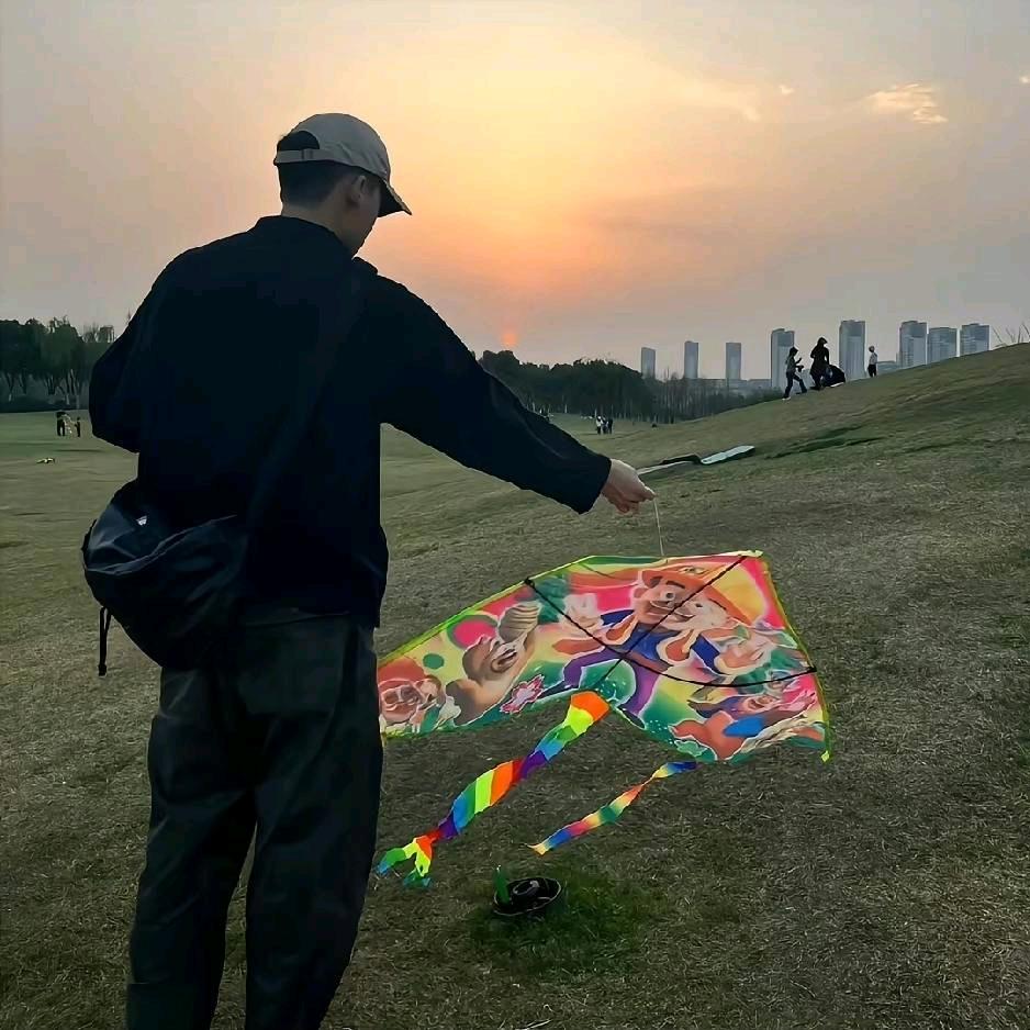 孤独的√3