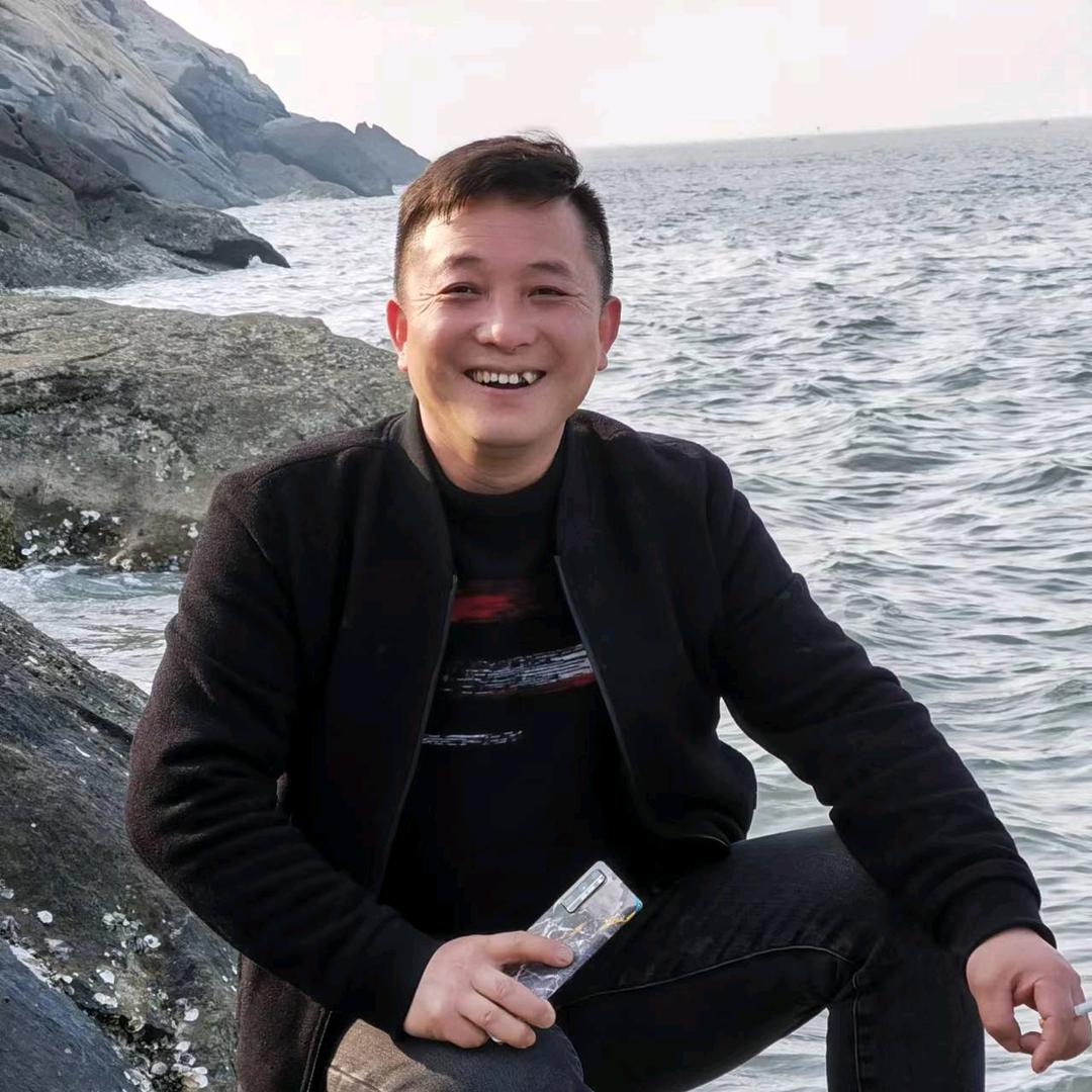 鸿利智能科技有限公司