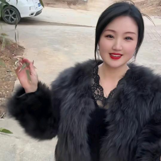 菲菲🔥