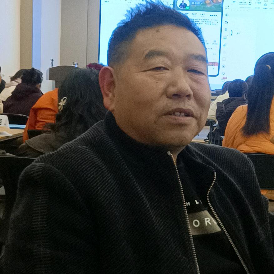 开心橙子🍊哥
