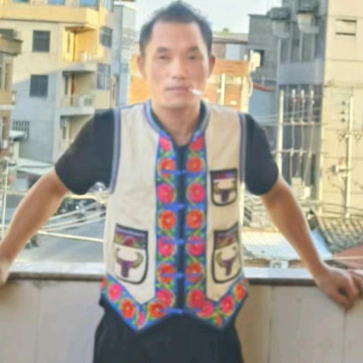 华哥.