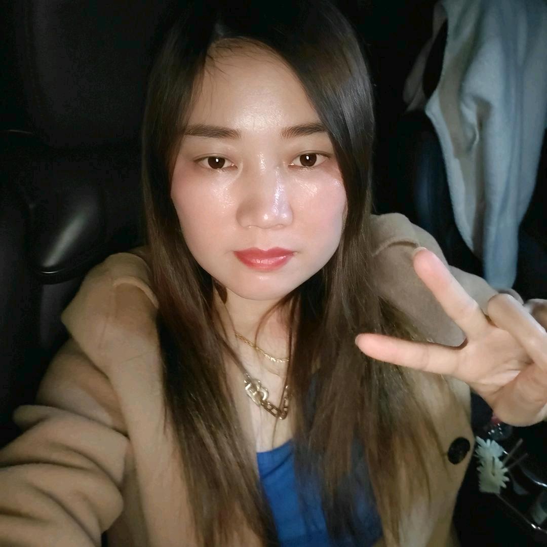 王姐姐单亲妈妈带一儿一女