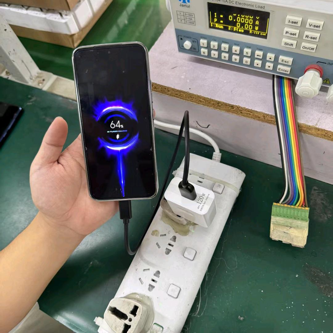 深圳数码源头工厂直播间