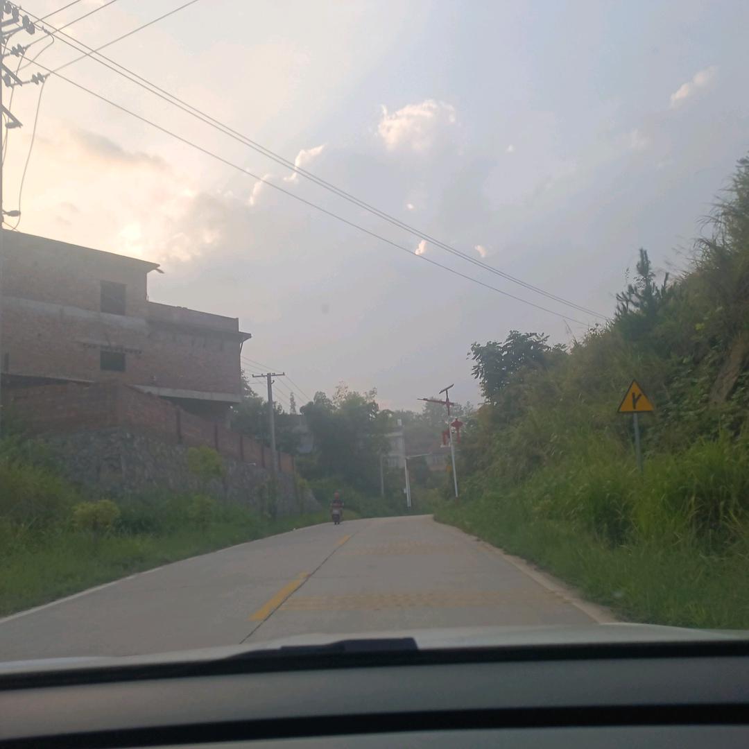 小三三