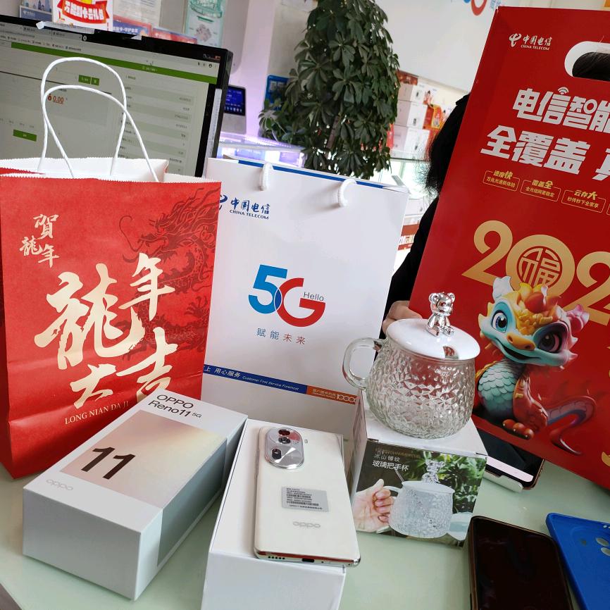萧天宇新西外街电信营业厅