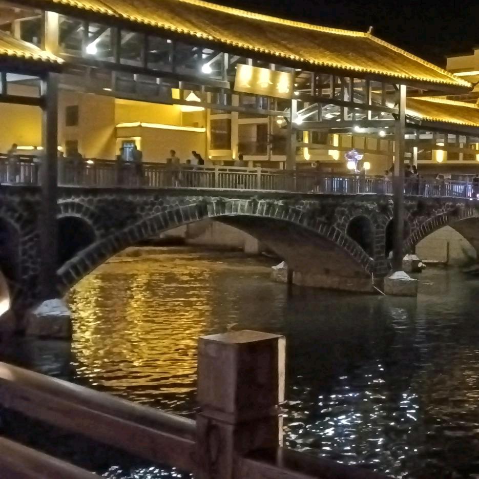 任🥀᭄你在杨光💕里€撒娇
