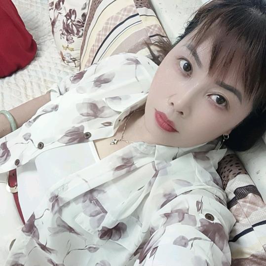 蓝色玫瑰