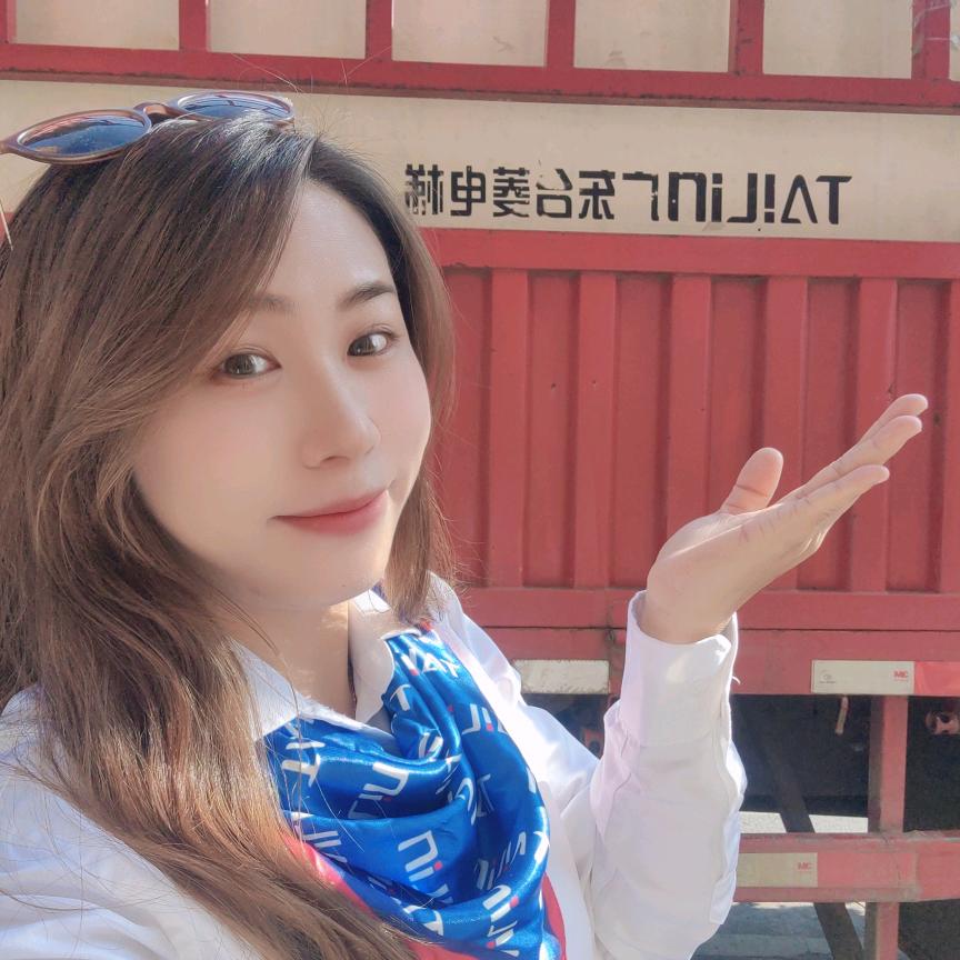suki 🐱 🐱电梯人