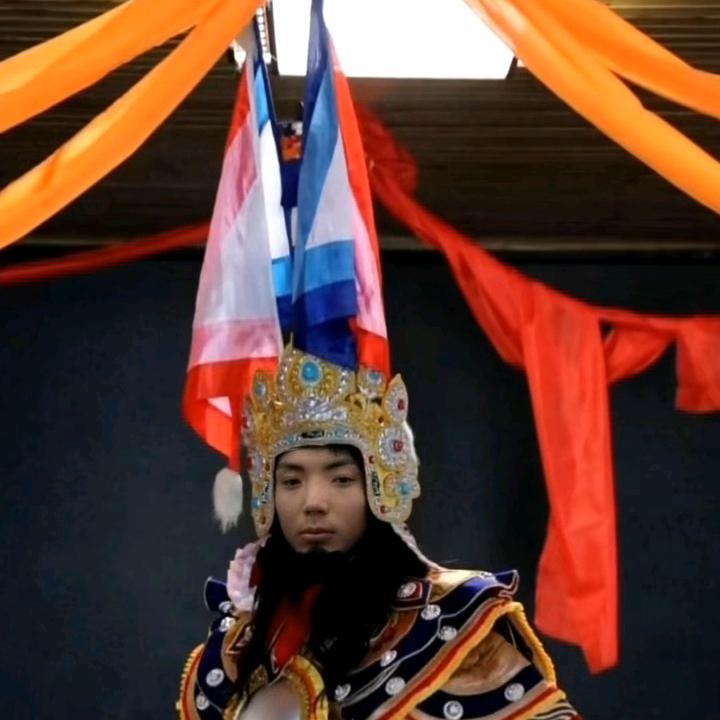 格萨尔王传人说唱;索朗次仁