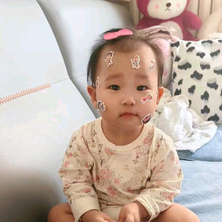李霞