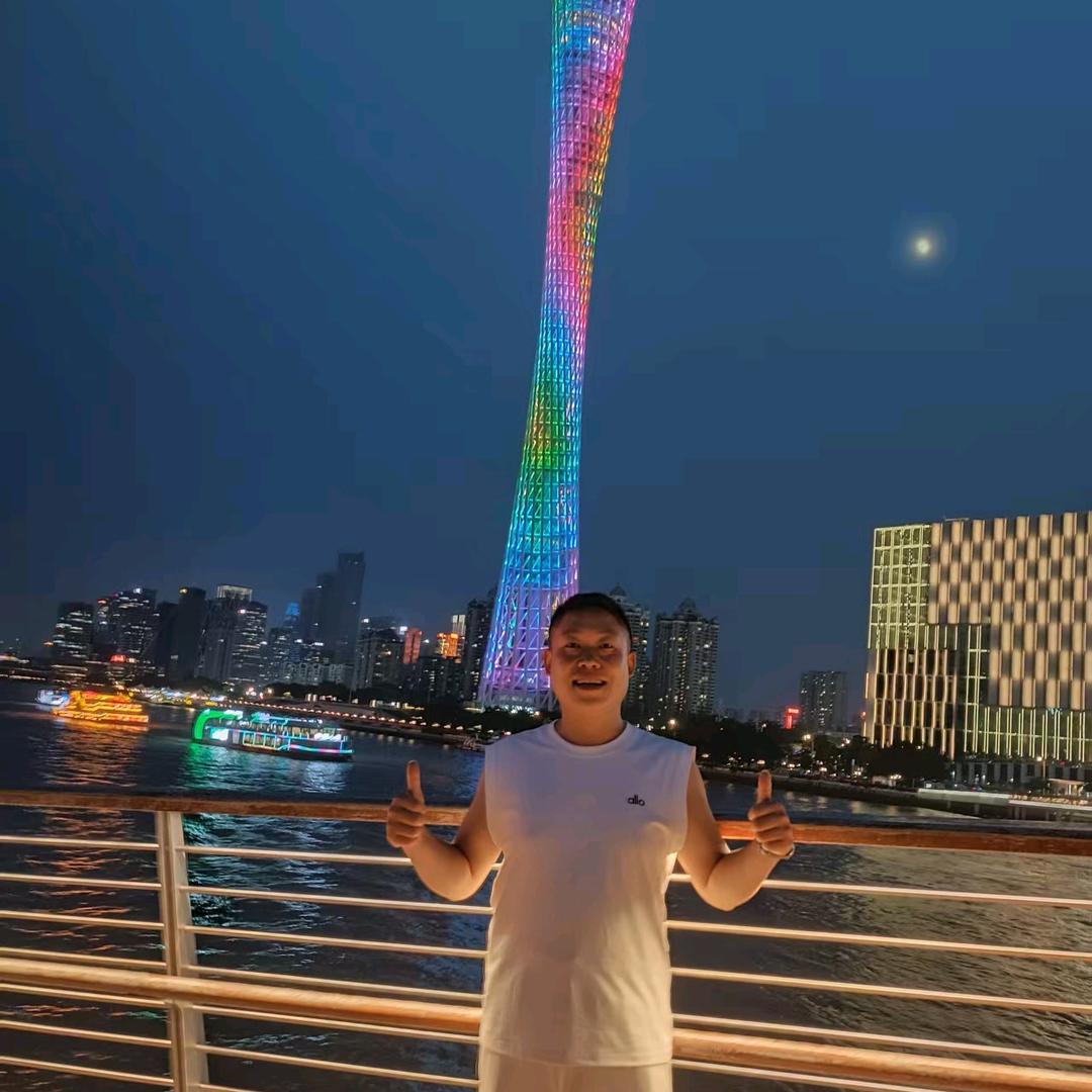 开心😁闹闹