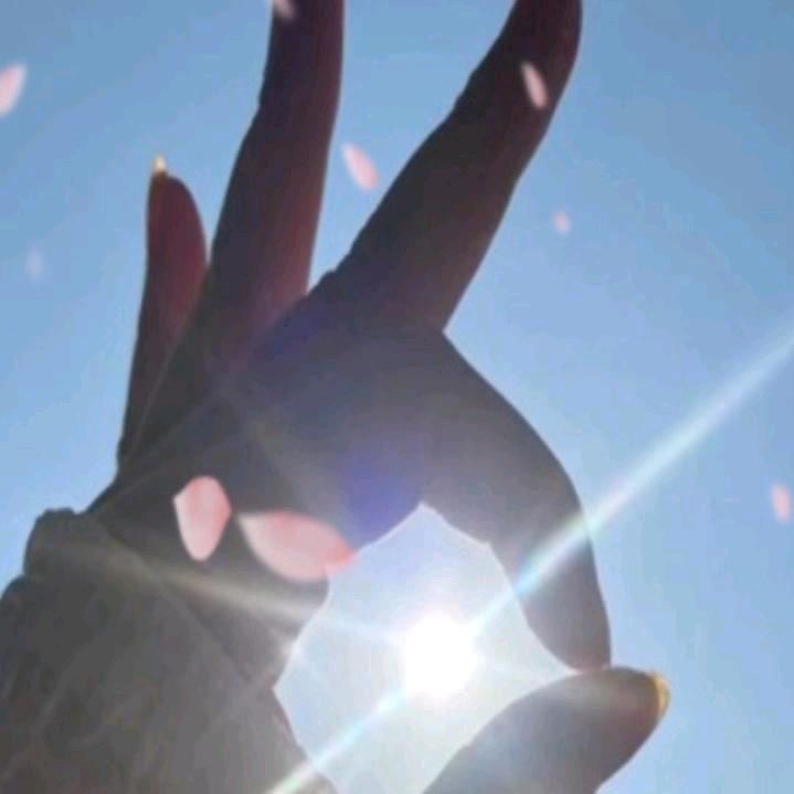 浅浅一笑